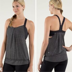 Lululemon Rest Less Tank Heather Gray/Black Built in Sports Bra Tanktop Size 8